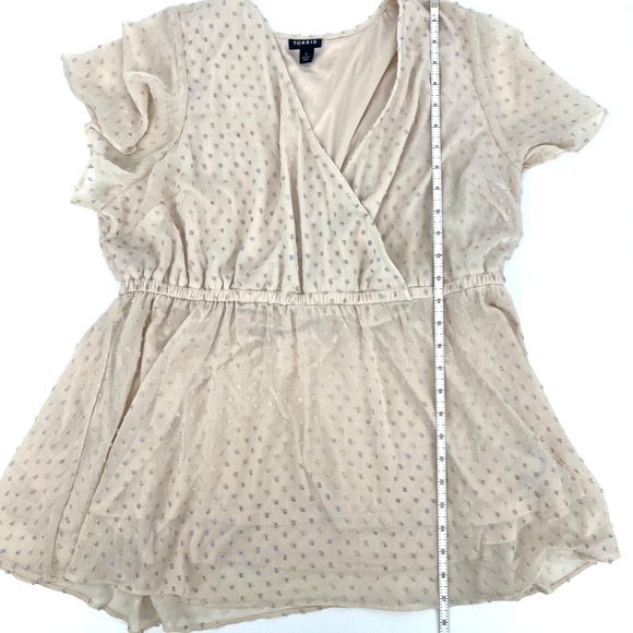 Torrid Ivory Blush Swiss Dot Surplice Babydoll Blouse Top Women's Size 1X - Picture 6 of 10